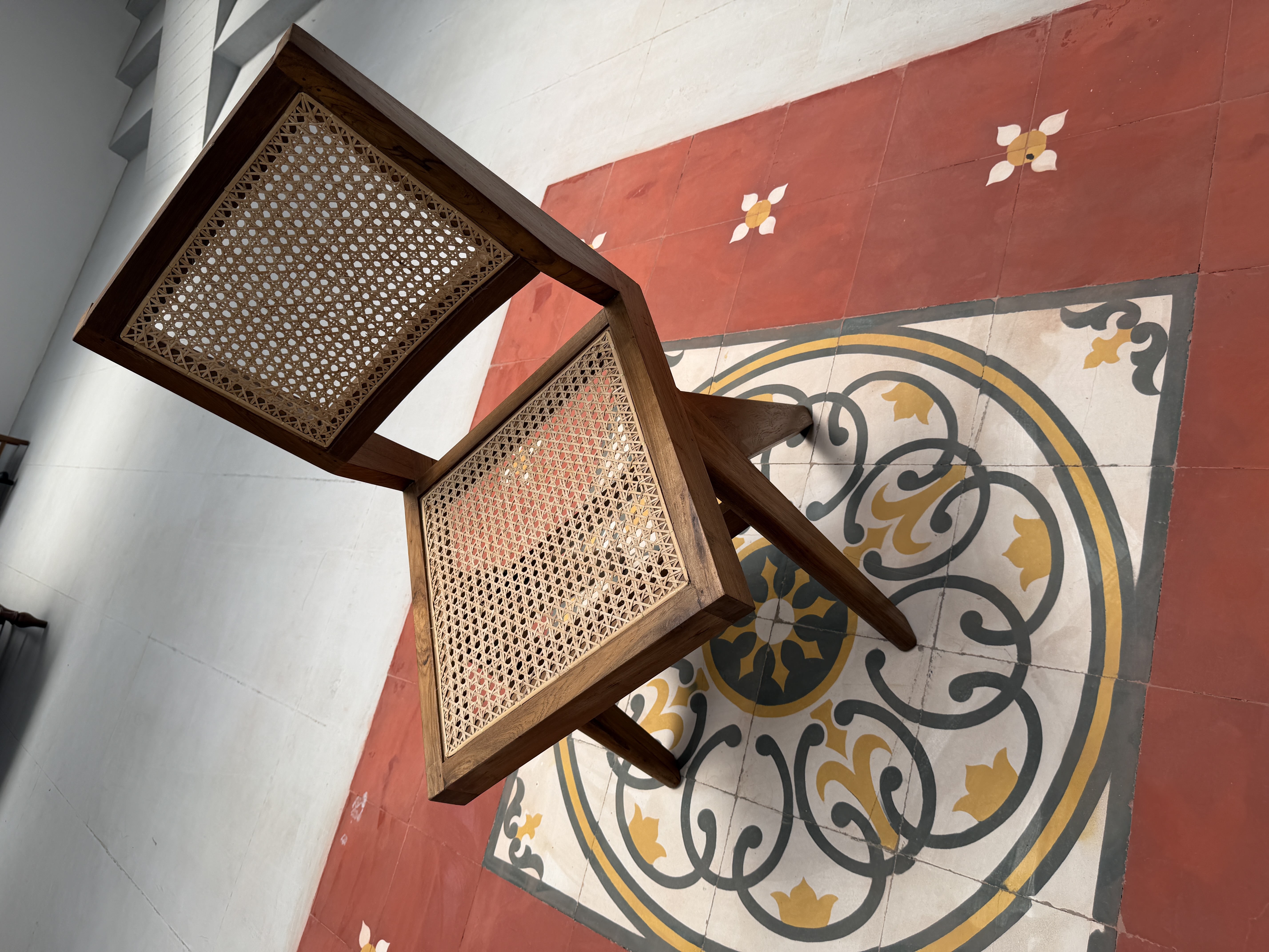 The "Asiti-V" Teak Lounge Chair